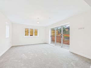 Living Room- click for photo gallery